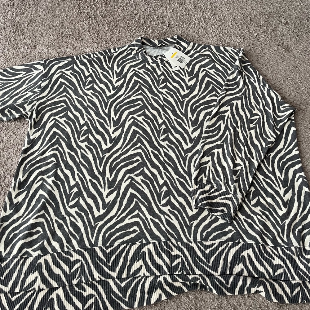 Wonderly Zebra Print Crew Neck Sweater - Gray and Beige